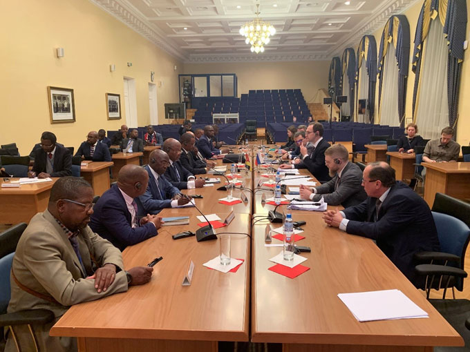 В ФГБУ «ВСЕГЕИ» прошло второе заседание Межправительственной Российско-Мозамбикской комиссии по экономическому и научно-техническому сотрудничеству